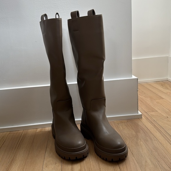 H&M Knee High Boots - Picture 2 of 4